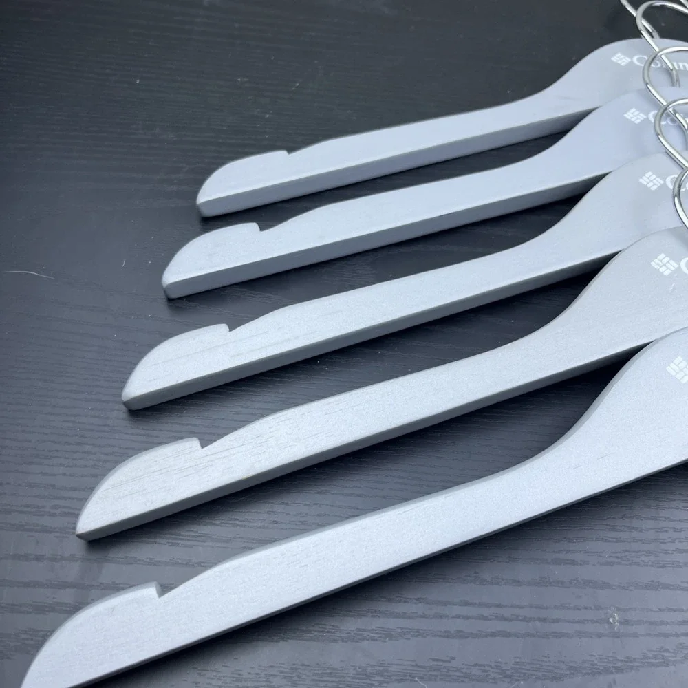 Columbia Sportswear Company Wooden Clothes Hangers‎ Gray Set of 5